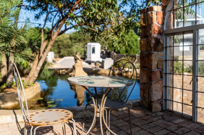 To Let 5 Bedroom Property for Rent in San Michel Western Cape